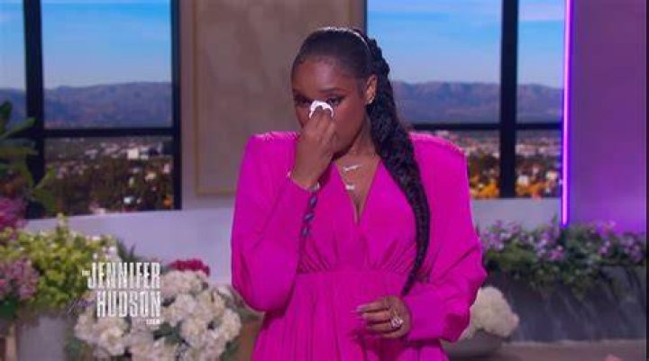 Jennifer Hudson Emotional During Premiere Of Her First Talk Show