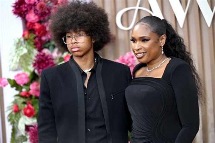 Jennifer Hudson Says Common Is 'A Beautiful Man&rsquo; Amid Dating Rumors