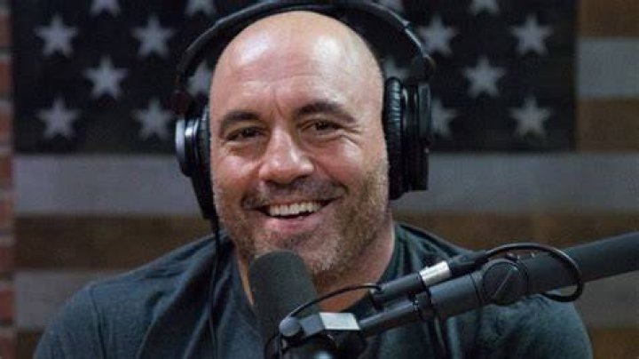 Joe Rogan mentiras e preconceitos do podcaster que fez Neil Young