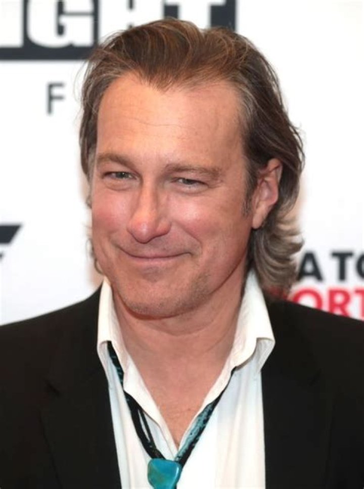 John Corbett Bio, Net Worth, Age, Facts, Wife, Family, Shows, Award
