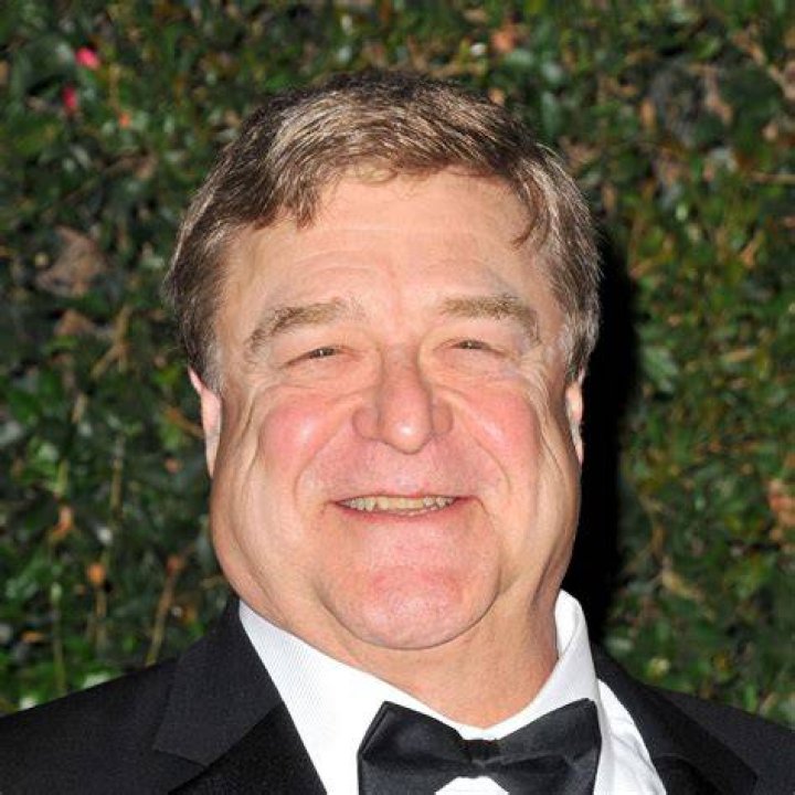 John Goodman 'Fred Flintstone' and Rick Moranis 'Barney Rubble