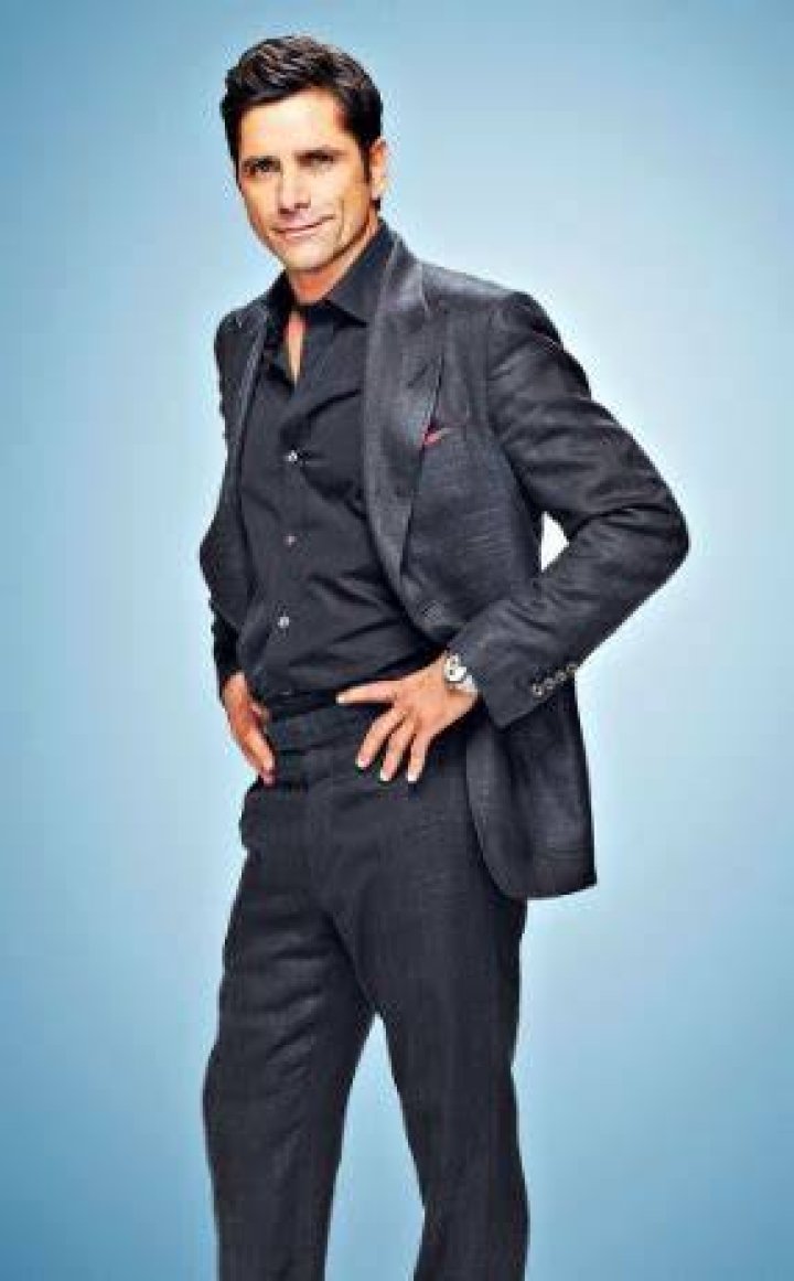 John Stamos Height, Weight, Age, Girlfriend, Biography, Family, Facts