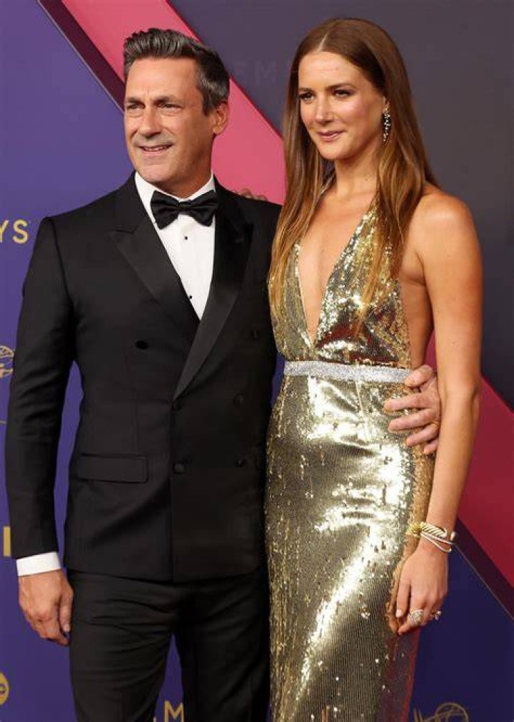 Jon Hamm y Anna Osceola Una historia de amor que no tiene edad Glamour