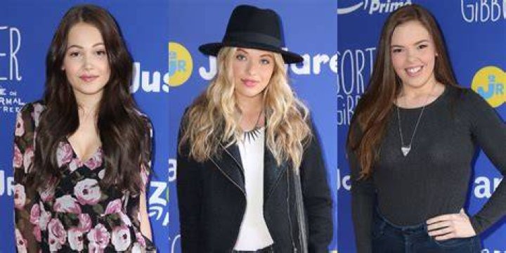Keli Berglund Lauren Taylor Rogue Rooster pitcelebs