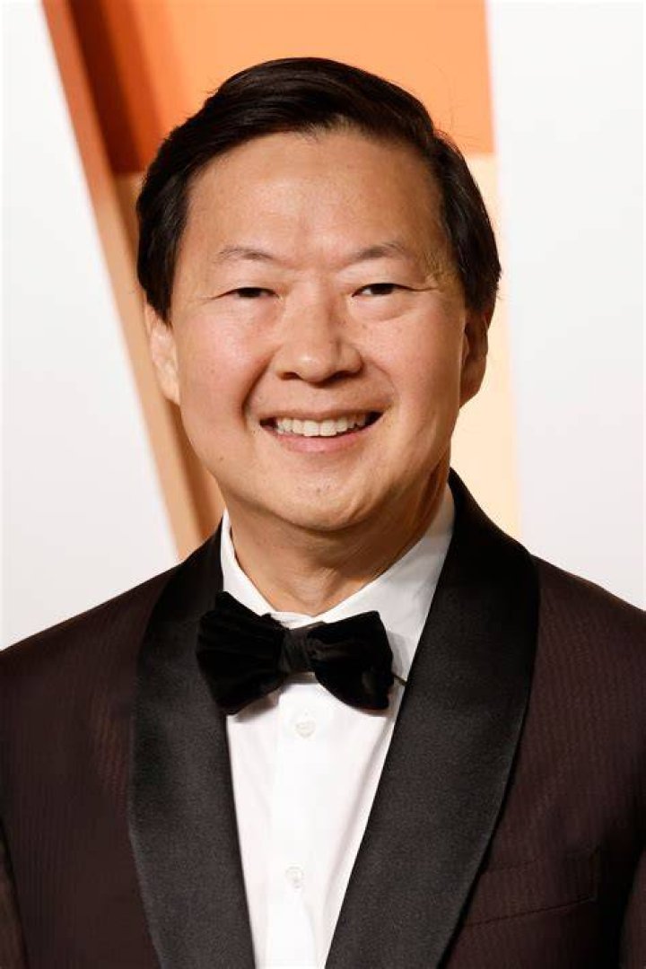Ken Jeong Makes His &lsquo;Worst Guess&rsquo; in &lsquo;Masked Singer&rsquo; Sneak Peek Us Weekly
