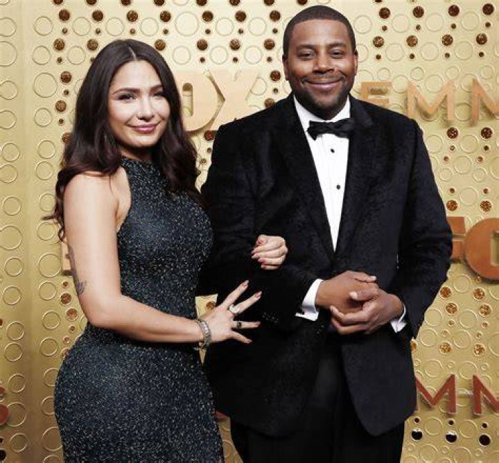 Kenan Thompson net worth, wife, age, children, family, height