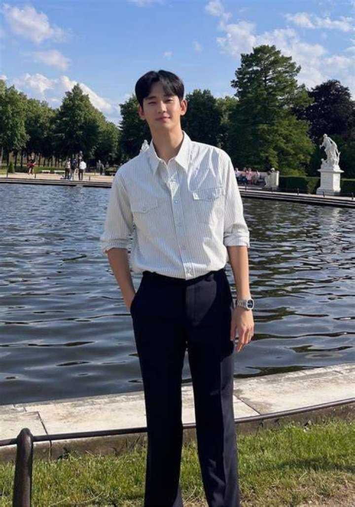 Kim Soo Hyun Profile and Facts (Updated!) Kpop Profiles