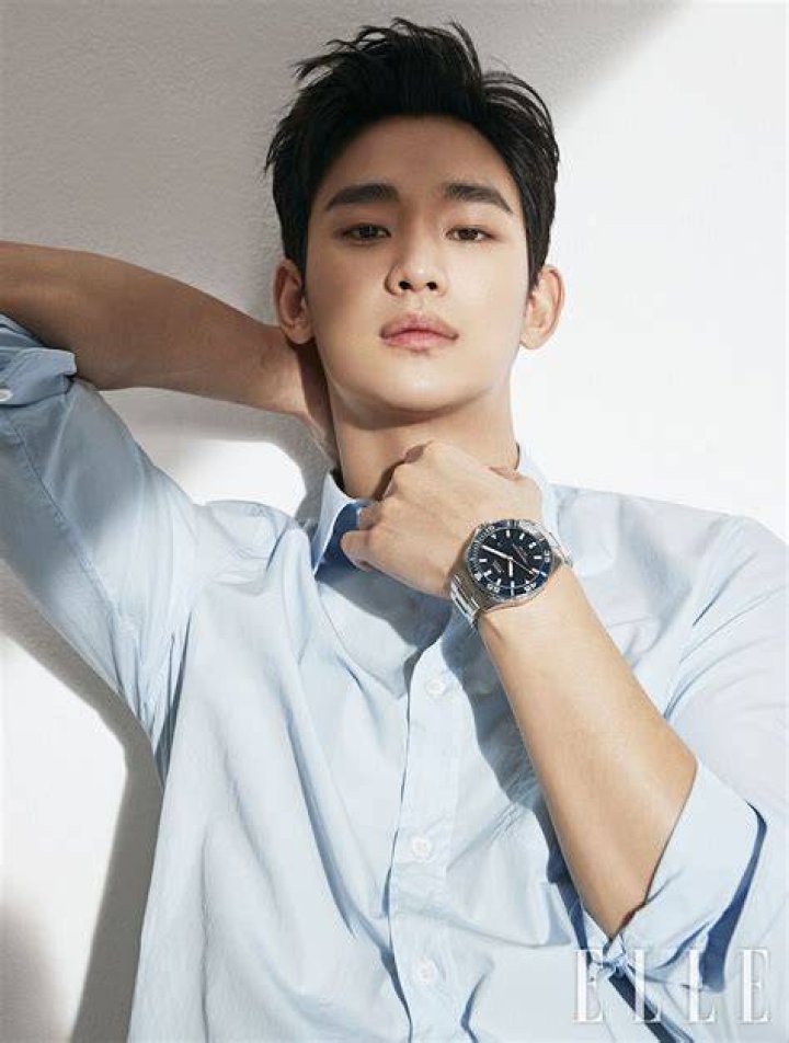 Kim Soo Hyun Showed His Support To His Friend And Former CoStar IU