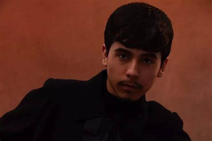 Latin Singer Ivan Cornejo Goes Viral Raider Release