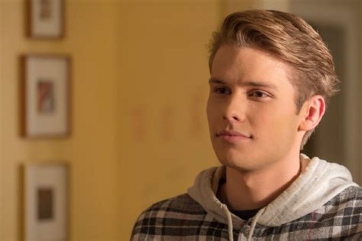 Logan Shroyer This Is Us Wikia FANDOM powered by Wikia