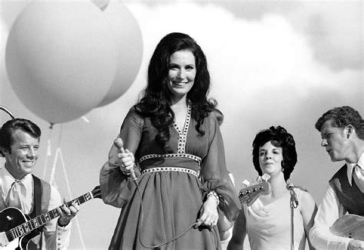 Loretta Lynn Ashleigh Monroe