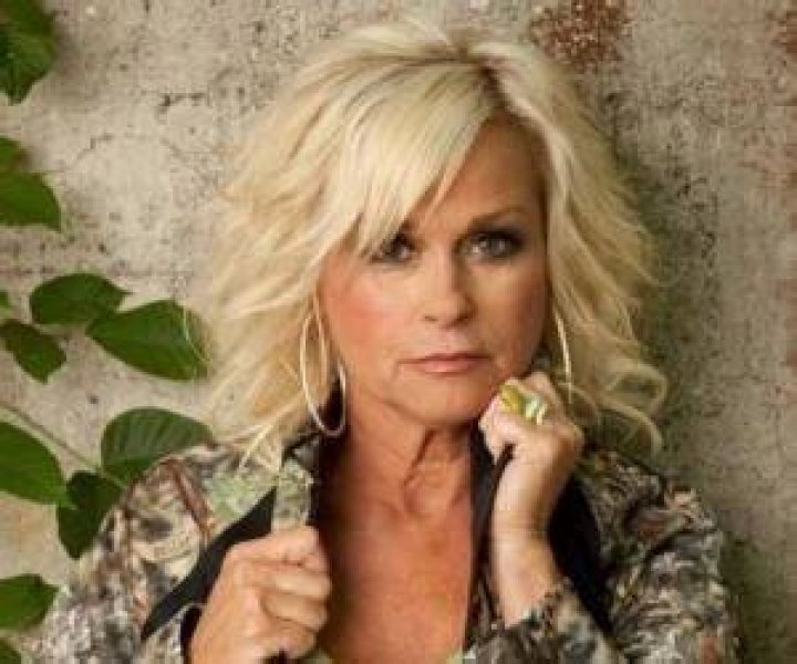 Lorrie Biography Facts, Childhood, Family Life & Achievements