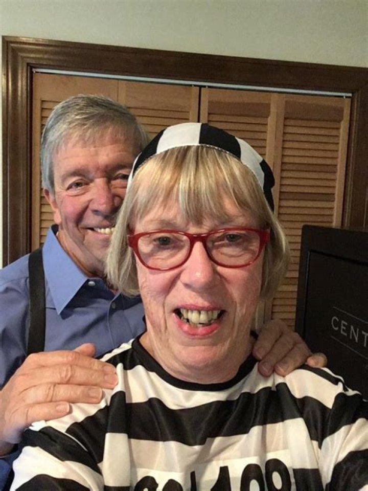 Mary Kathleen Mohler Kenda edad, hijos, riqueza. Esposa de Joe Kenda