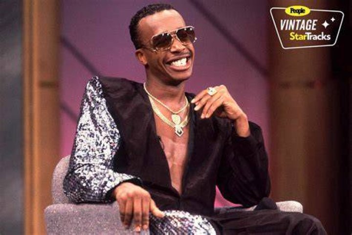 MC Hammer a offici&eacute; les mariages de ces c&eacute;l&eacute;brit&eacute;s ThePressFree