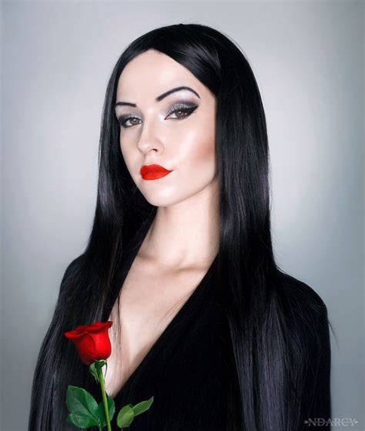 Megan Fox Channels Morticia Addams at Billboard Music Awards With Dark