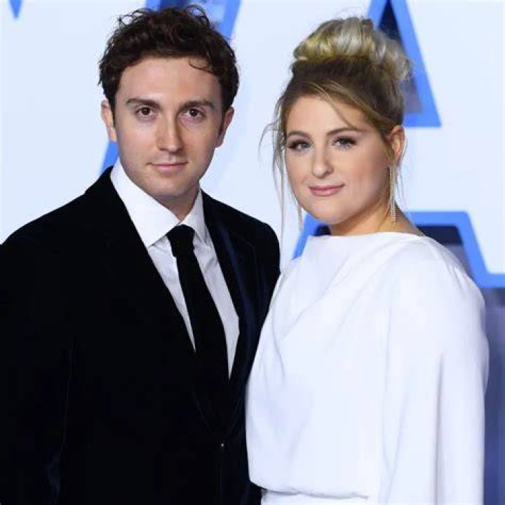 Meghan Trainor enceinte et attend un deuxi&egrave;me b&eacute;b&eacute; avec Daryl Sabara