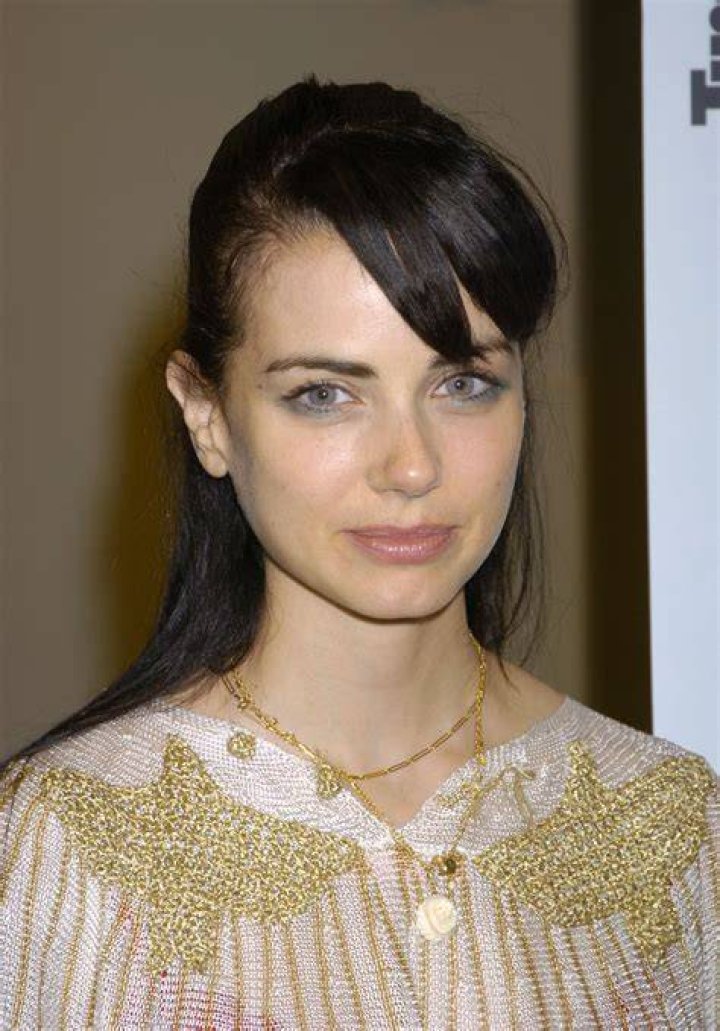 Mia Mia Kirshner Photo (790554) Fanpop