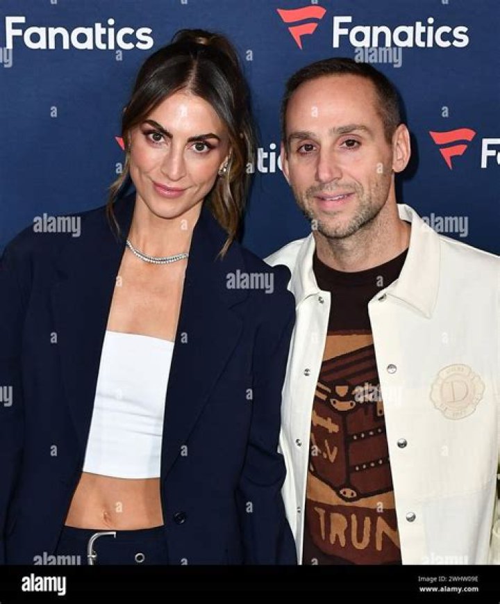 Michael Rubin and Camille Fishel expecting second child