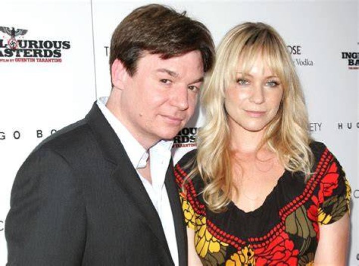 Mike Myers and wife Kelly they baby daughter Paulina Daily