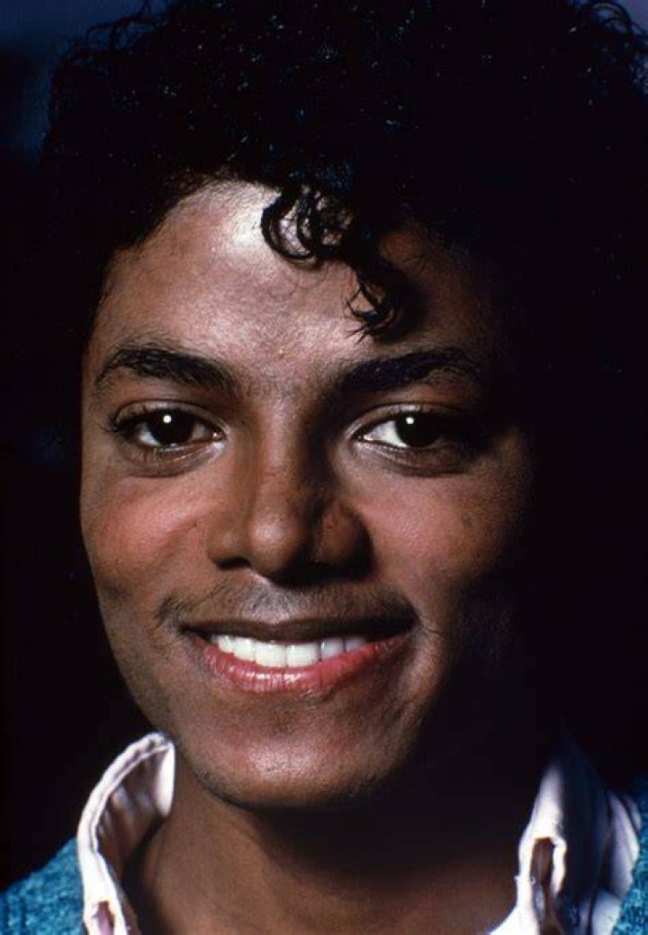 MJ IN ENCINO THRILLER ERA Michael Jackson Photo (13735695) Fanpop