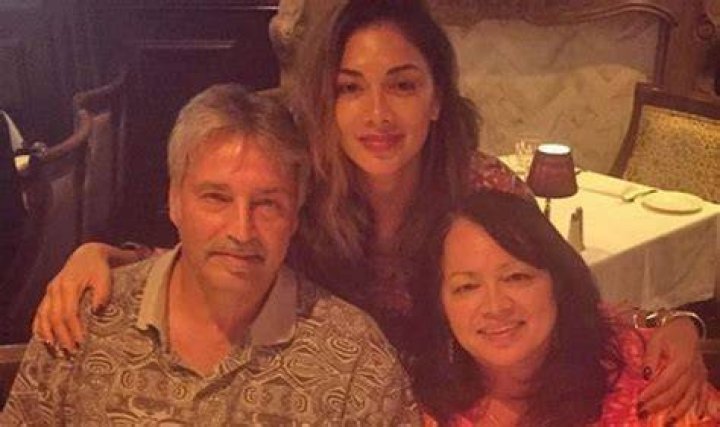 Nicole Scherzinger Alfonso Valiente Questions and answers from the