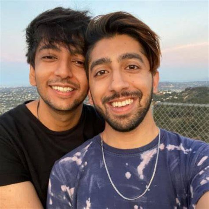 Nik Dodani Boyfriend Anuj Kapadia Makes A Cute Couple
