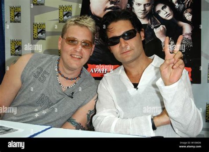 Nov. 18, 2004 .COREY FELDMAN AND VANESSA MARCIL.101989. 1989