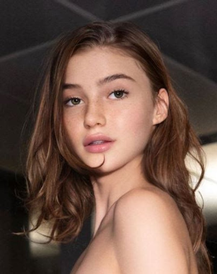 Olivia Casta Wiki, Age, Height, Boyfriend, Parents, Ethnicity, Net