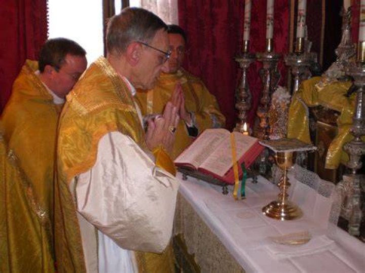 Orbis Catholicus Secundus Holy Mass at Church of Sacred Heart in