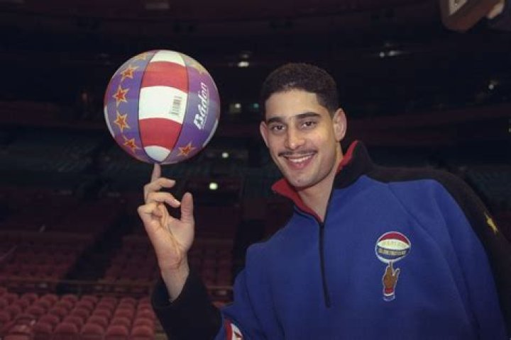 Orlando Antigua will be the head coach for opening game in the Bahamas