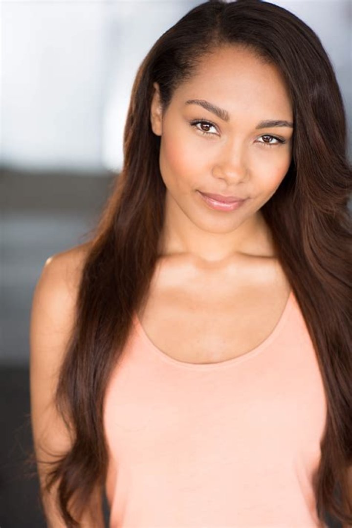 Parker Mckenna Posey Insta Telegraph