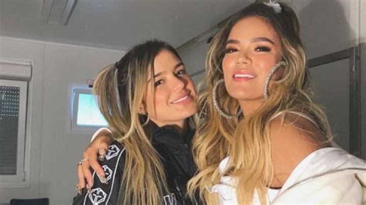 Preciosa la hermana de Karol G sube la temperatura de la red y