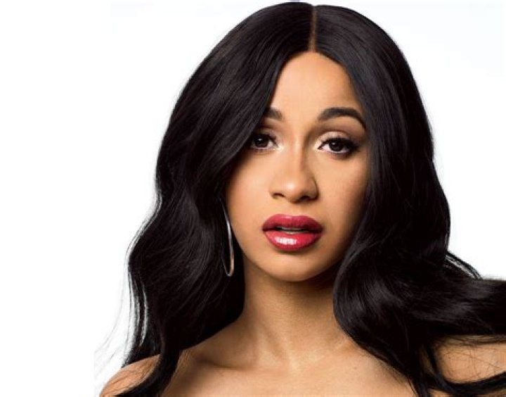 Rapper Cardi B Didn&rsquo;t Always Have That Smile &mdash; See BeforeandAfter