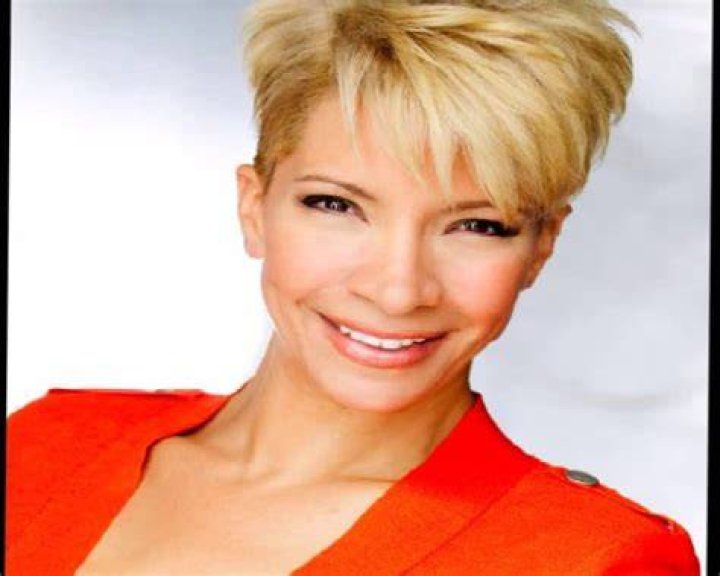 Rebecca King Crews Bio, Wiki, Net Worth, Married, Husband, Kids, Age