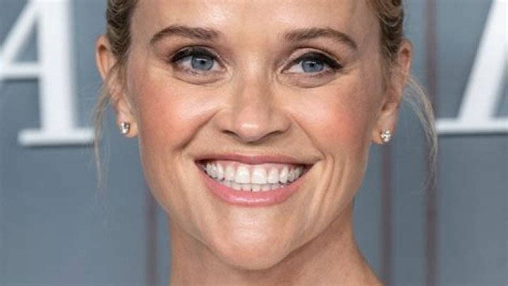 Reese Witherspoon Teeth 6k pics