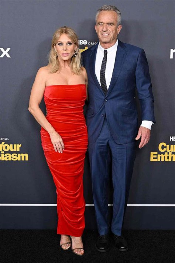 RFK Jr., actress Cheryl Hines wed at Kennedy compound