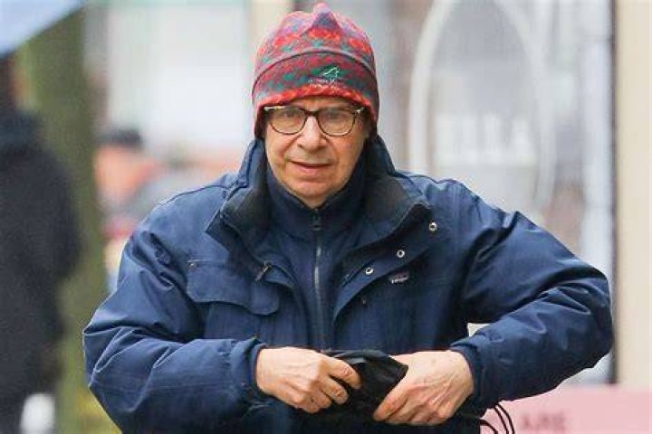 Rick Moranis 2024 dating, net worth, tattoos, smoking & body facts