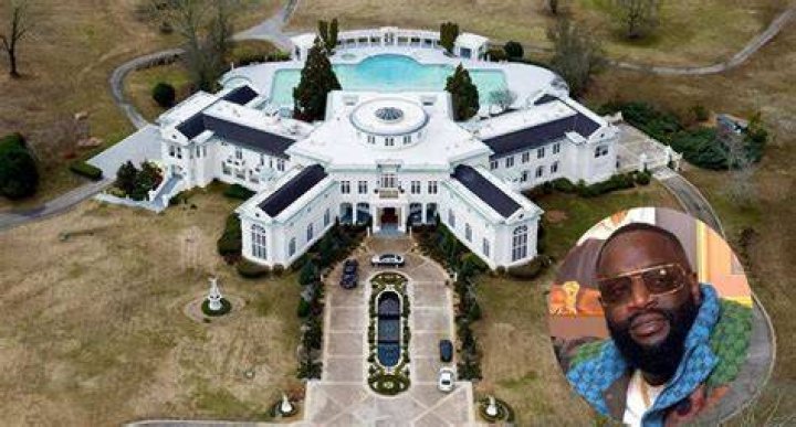 Rick Ross House Rick Ross' mmg pool party at his Atlanta mansion