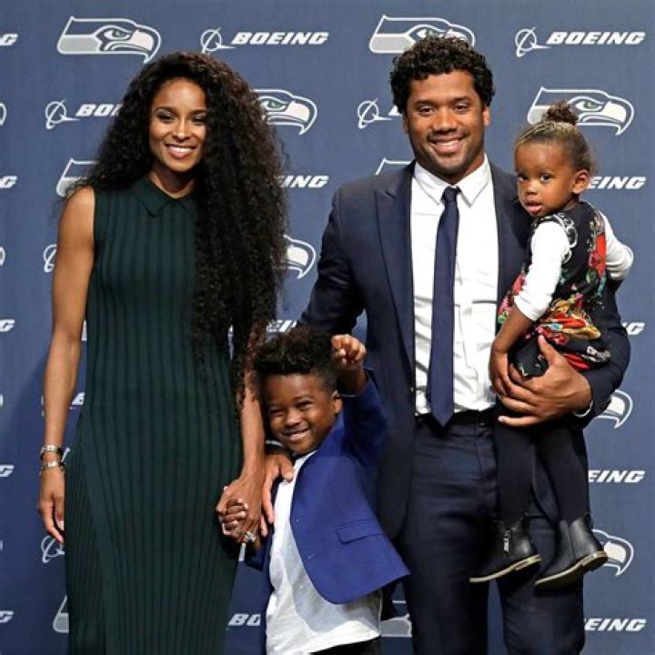 Russell Wilson Wife And Kids How Many Kids Do Ciara And Russell