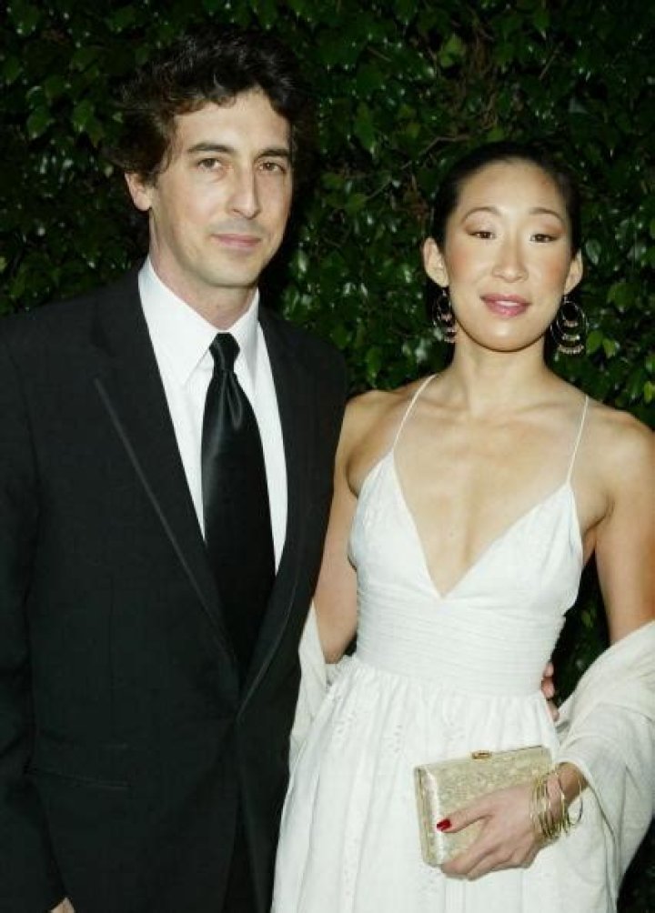 Sandra Oh Marito