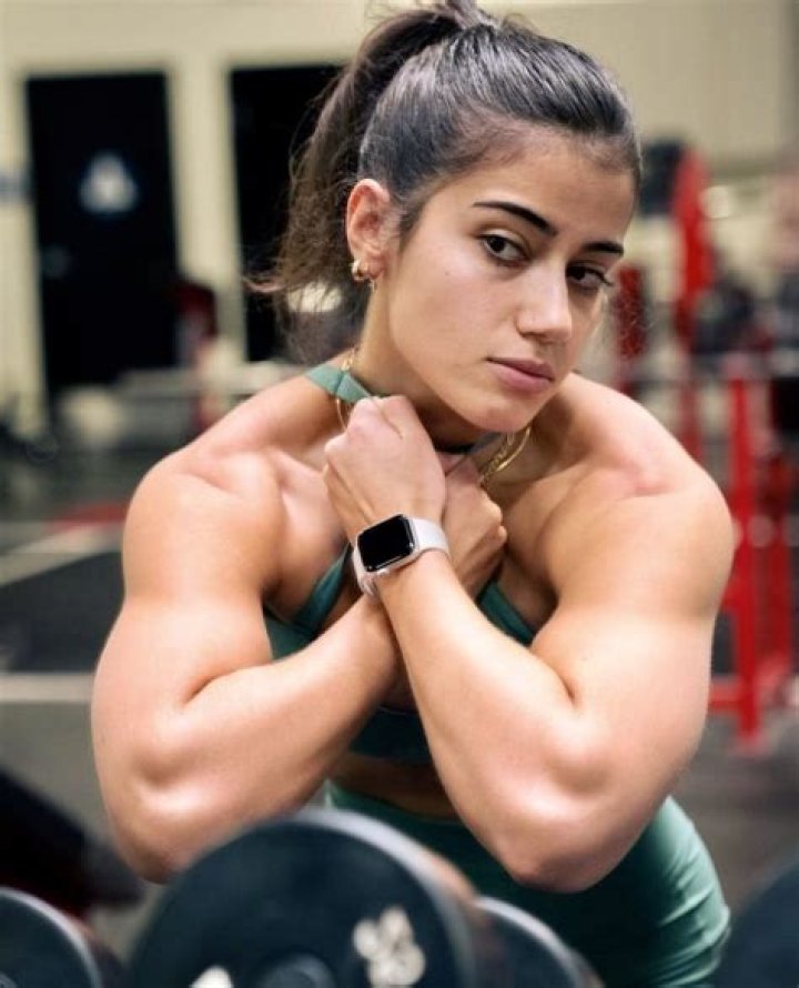 Sara Saffari Ethnicity, Age, Wikipedia, Linkedin, Brother, Baby, Gym
