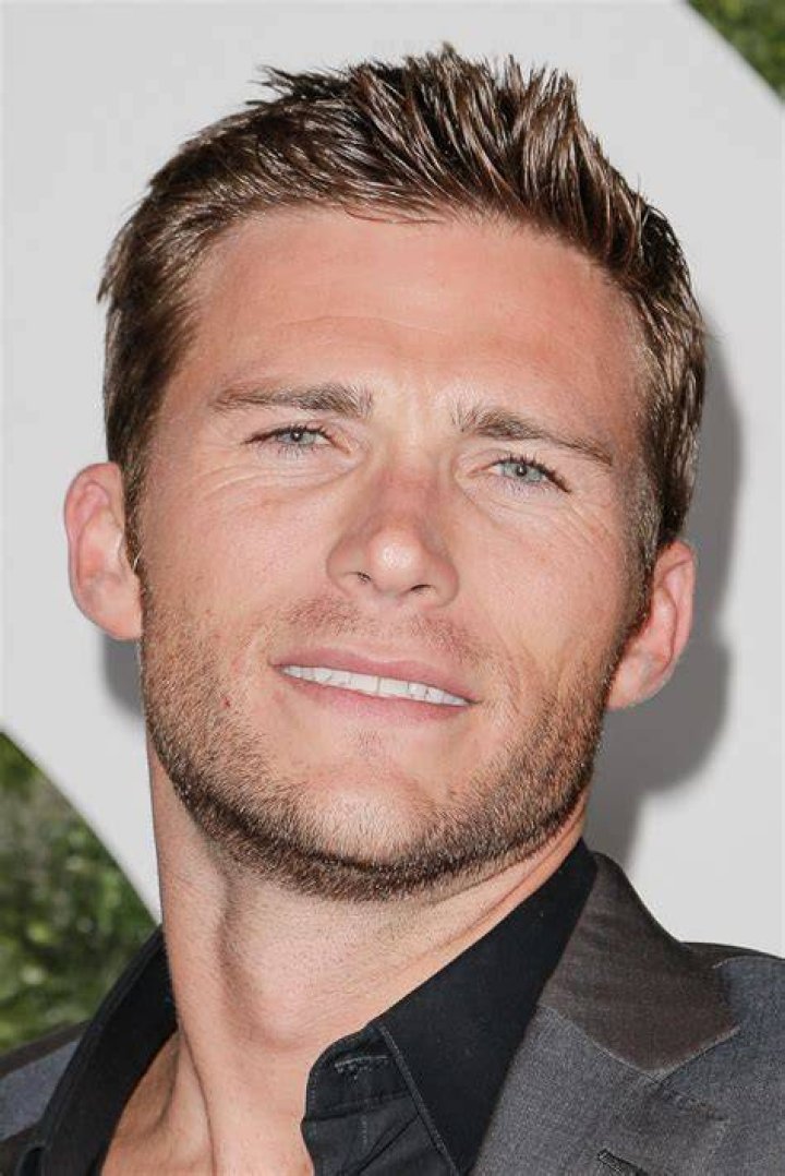 Scott Eastwood To Star As Ben Affleck's Brother In "Live By Night"