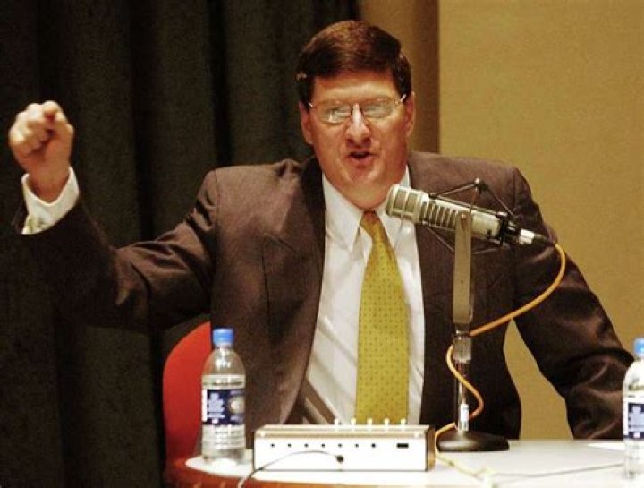 Scott Ritter's Twitter Reinstated After Suspension Over Ukraine Remarks