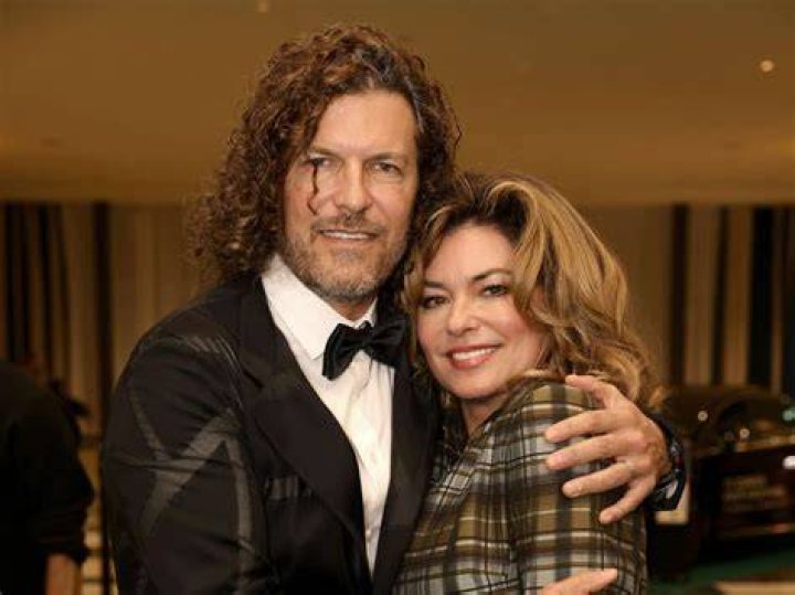 Shania Twain Bio, Age, Husband, Career, Net Worth