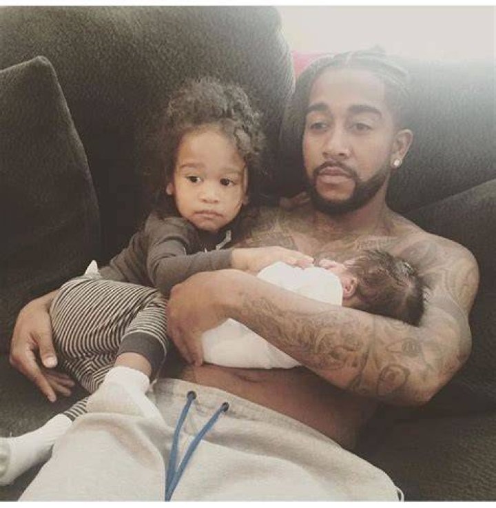 Singer Omarion and his babies Megga & A'mei Celebrity families