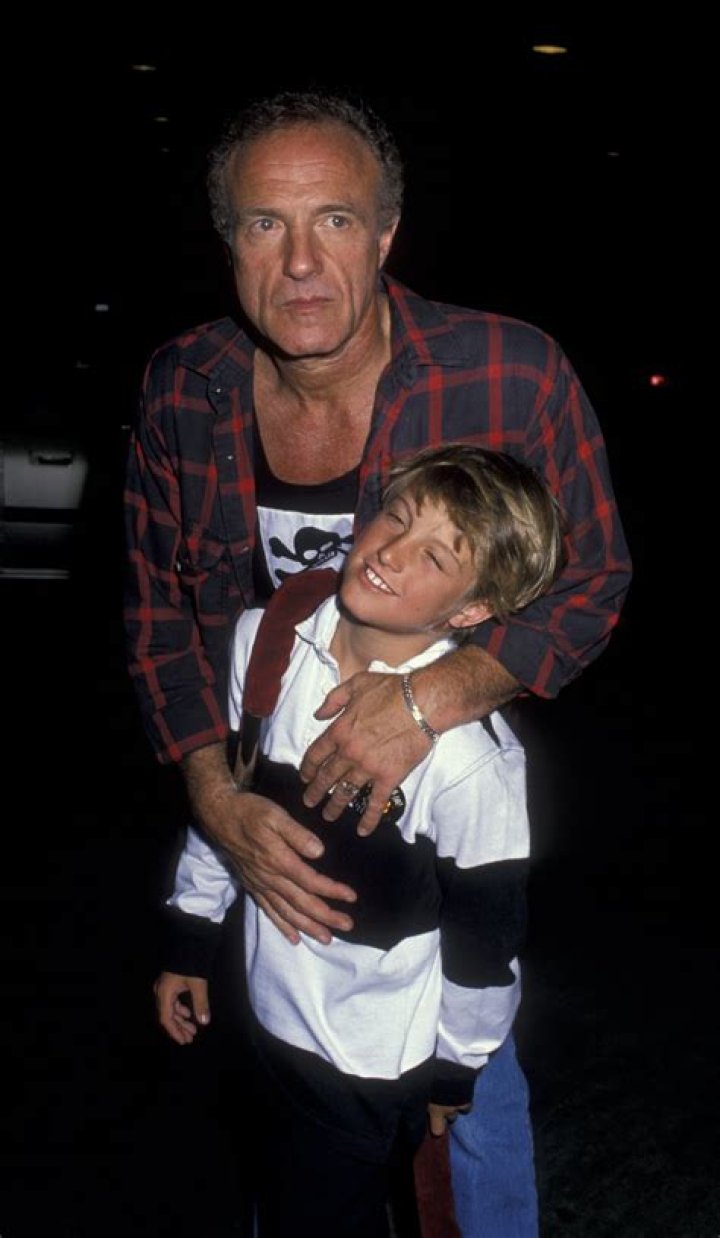 Six Celebrity Dads Who Chose Their Kids over Making Millions & Fame