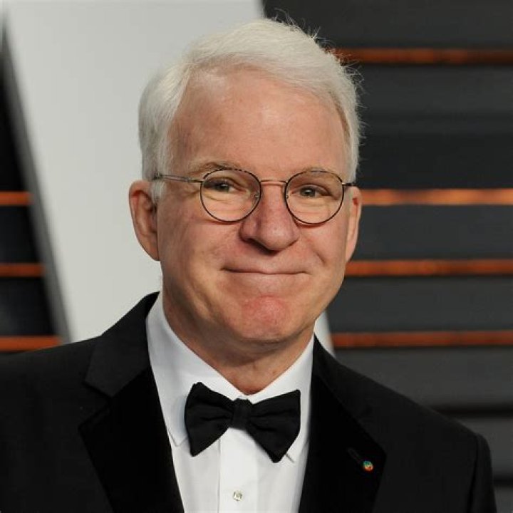 Steve Martin Net Worth, Bio, Age, Body Measurement, Family and Career