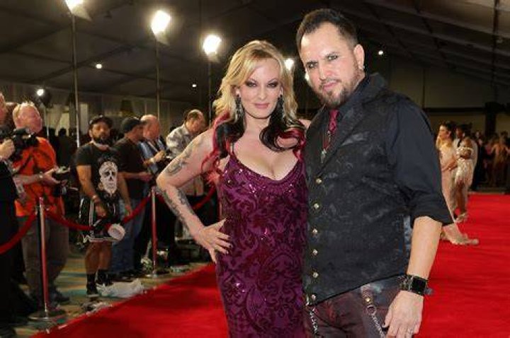 Stormy Daniels Quietly Married Porn Star Beau Last Year WorldNewsEra