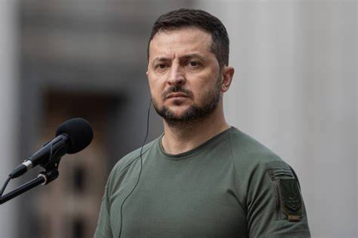 &Tau;&omicron; &tau;έ&lambda;&omicron;&sigmaf; &tau;&omicron;&upsilon; Zelensky; &Omicron;&iota; &Eta;&Pi;&Alpha; &epsilon;&tau;&omicron;&iota;&mu;ά&zeta;&omicron;&nu;&tau;&alpha;&iota; &nu;&alpha; &rho;ί&xi;&omicron;&upsilon;&nu; &tau;&omicron;&nu; &omicron;&upsilon;&kappa;&rho;&alpha;&nu;ό