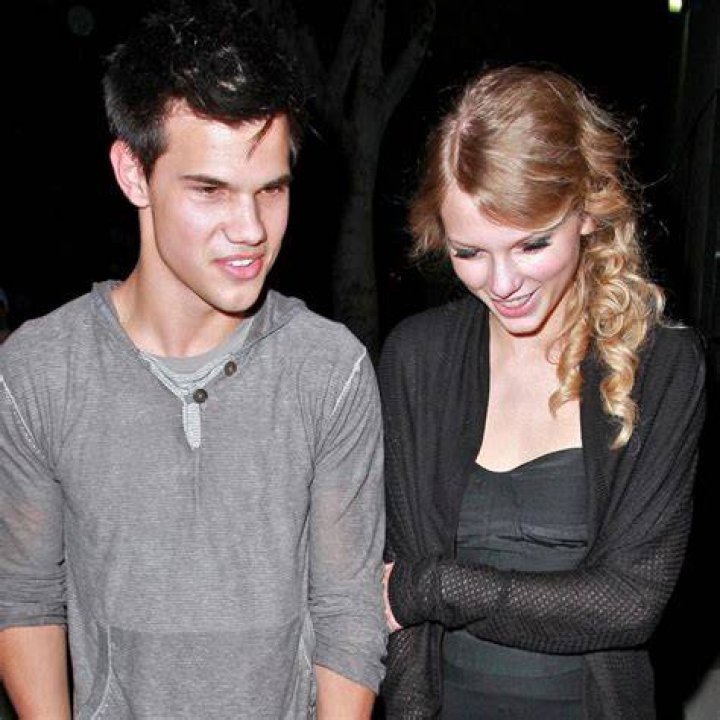 Taylor Swift and Taylor Lautner lors des Teen Choice Awards 2011 &agrave; Los